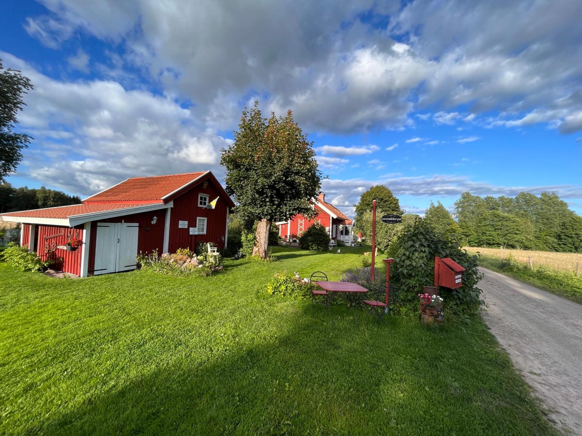 Lavendeltorpet Bed & Breakfast Haggum Bagian luar foto