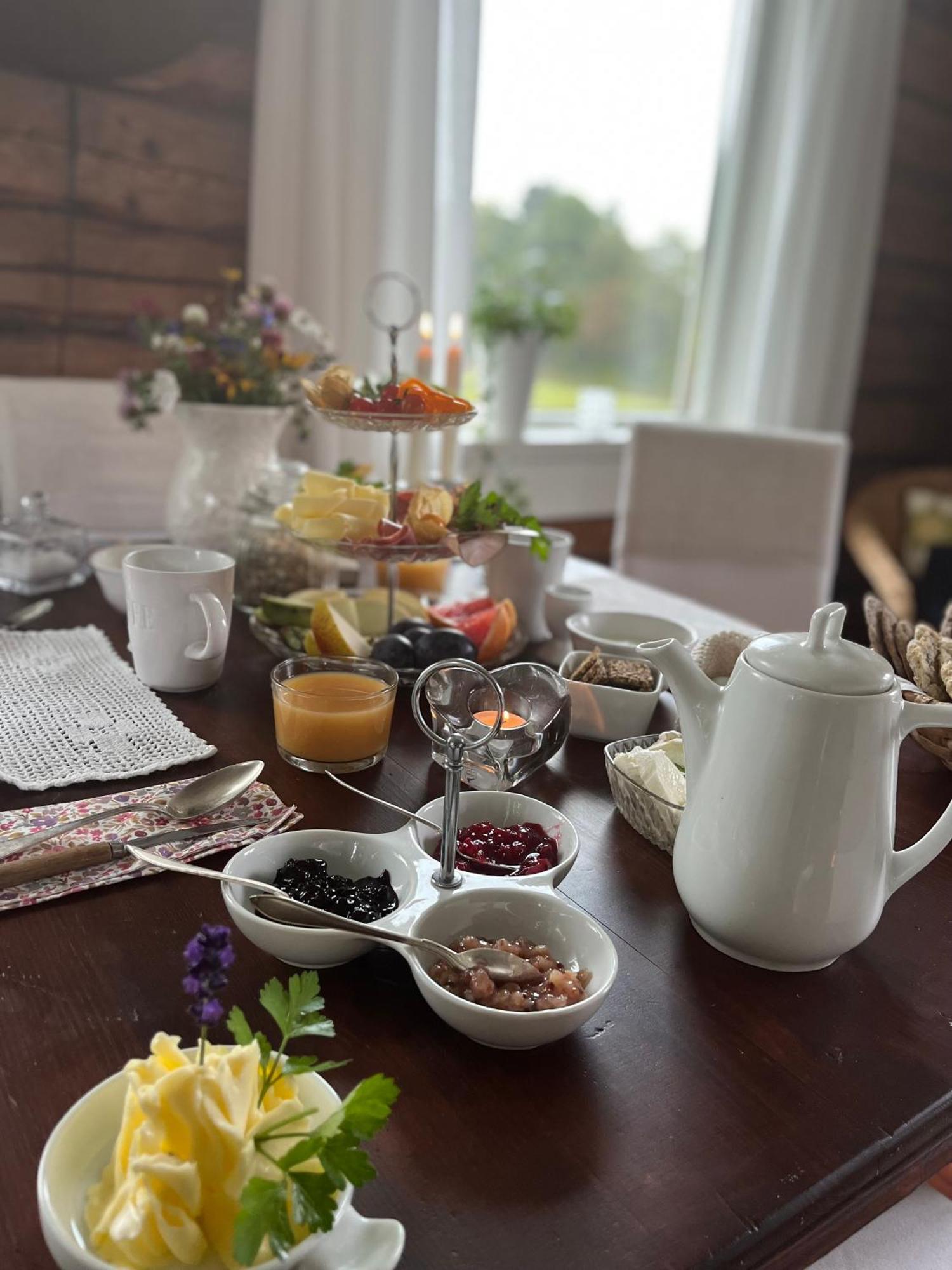 Lavendeltorpet Bed & Breakfast Haggum Bagian luar foto